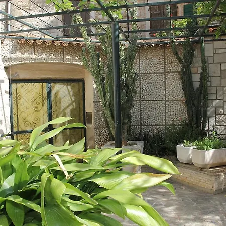 House Vitaic Appartement *