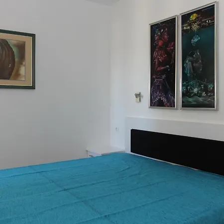 Appartement House Vitaic *